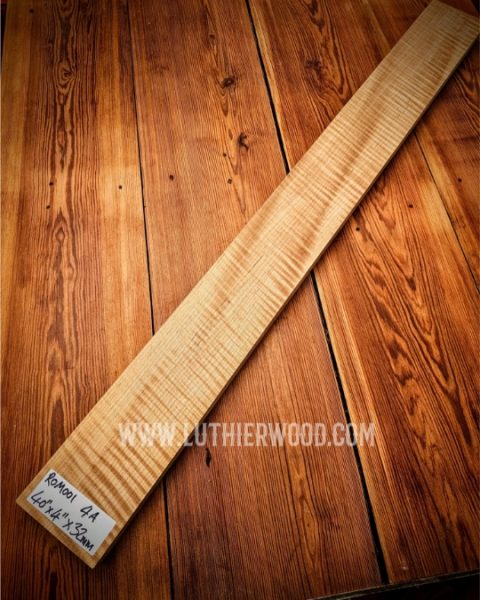 4A Roasted Flame Maple Neck Blank 001